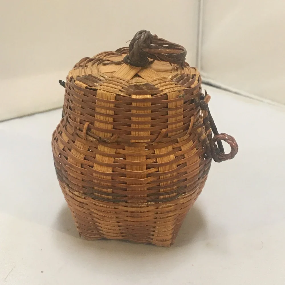Woven Bamboo Mini Trinket Basket Unisex Brown Handcrafted Lid Cottagecore Boho